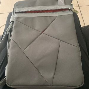 Case Logic 10.2 Inch Notebook and IPad Bag